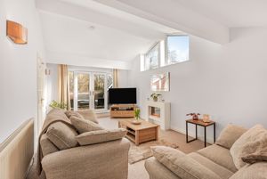 Lounge- click for photo gallery